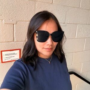 Meet your Posher, Jomyka